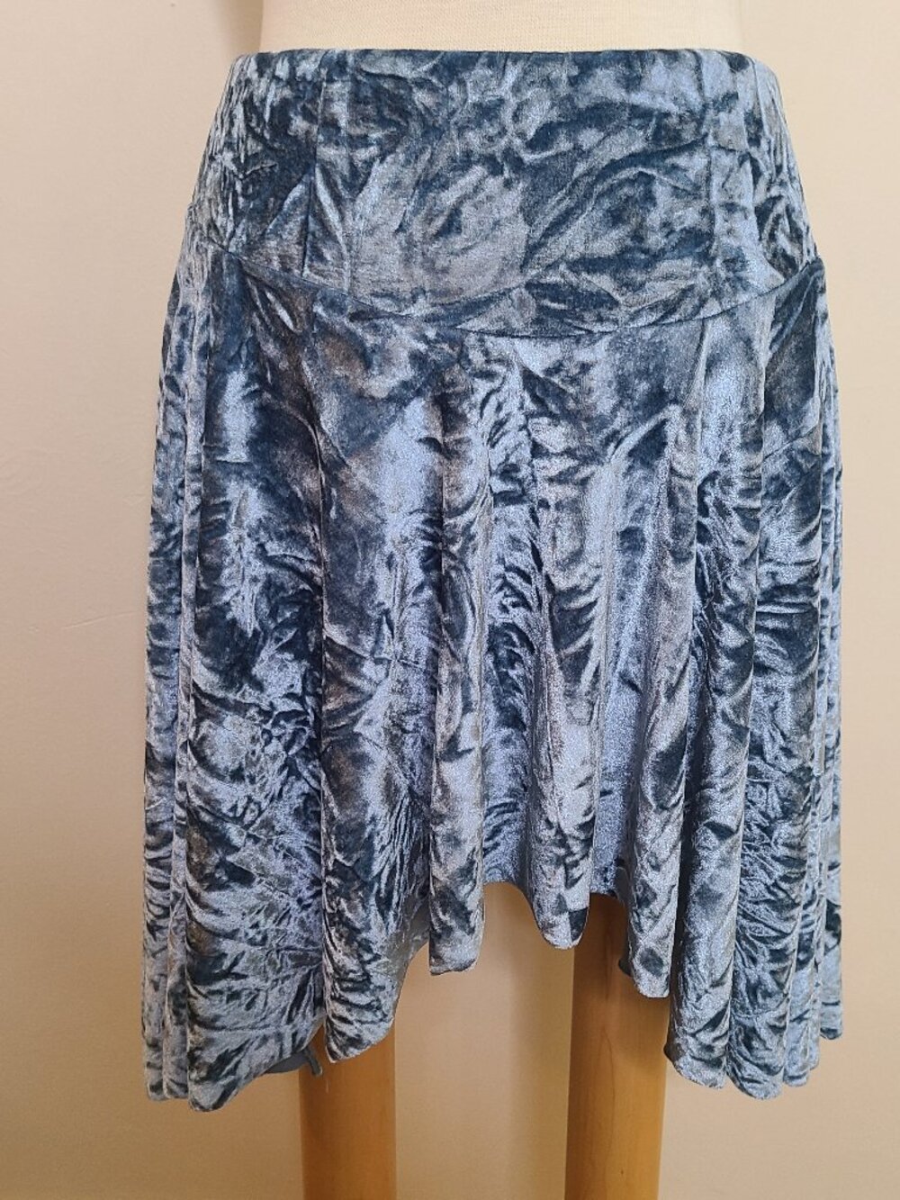 silence + noise Crushed Velvet Assymetrical Mini Skirt- Sz- Medium